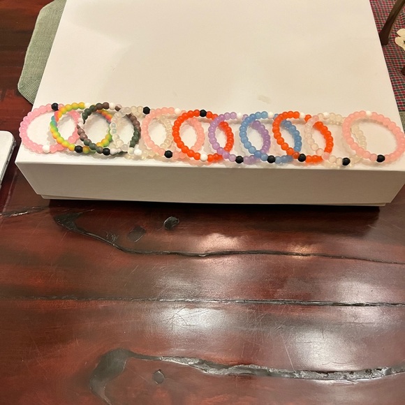 Lokai - 11 Bracelets - Picture 2 of 15
